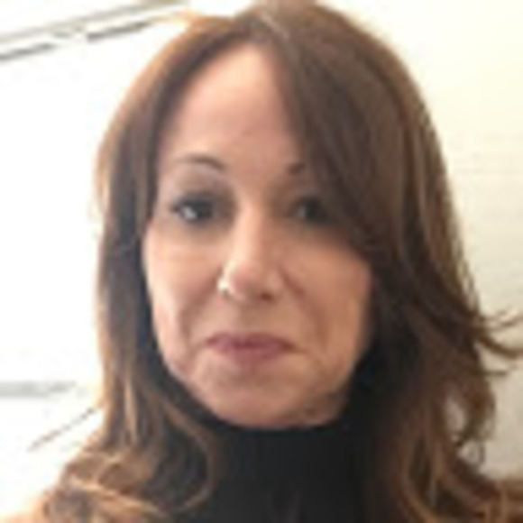 Meet your Posher, Christy - Picture 1 of 1